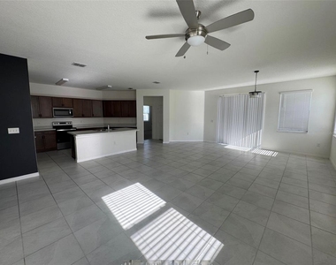 7054 Cruz Court - Photo Thumbnail 2