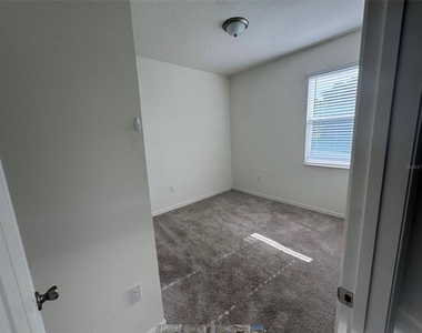 7054 Cruz Court - Photo Thumbnail 10