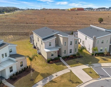 9084 Sommerset Hills Drive - Photo Thumbnail 44