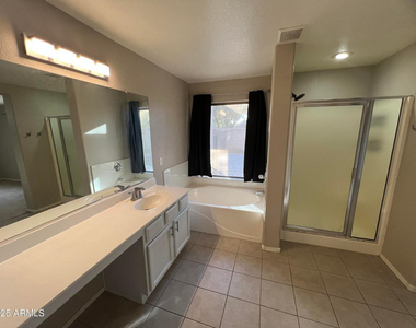 13709 W Cottonwood Street - Photo Thumbnail 18