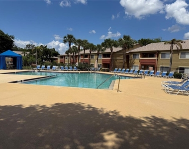 644 Kenwick Circle - Photo Thumbnail 8