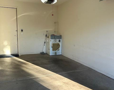 250 W Queen Creek Road - Photo Thumbnail 17