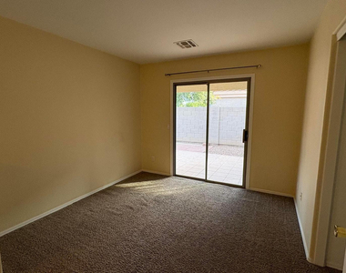 13002 W Hearn Road - Photo Thumbnail 19