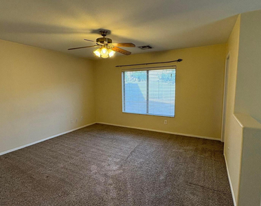 13002 W Hearn Road - Photo Thumbnail 18
