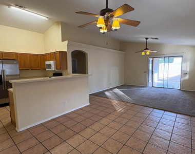 13002 W Hearn Road - Photo Thumbnail 5