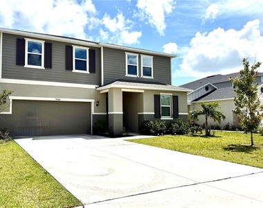 9544 Sandy Bluffs Circle - Photo Thumbnail 2