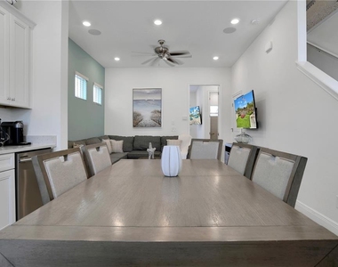 8061 Lost Shaker Lane - Photo Thumbnail 10