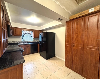 4895 E Wind Street - Photo Thumbnail 6