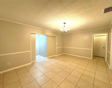 4895 E Wind Street - Photo Thumbnail 3