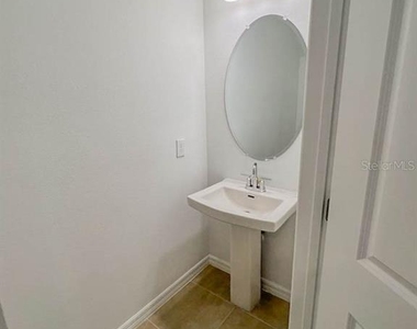 3639 Davenport Creek Court - Photo Thumbnail 12
