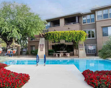 20100 N 78th - Photo Thumbnail 2