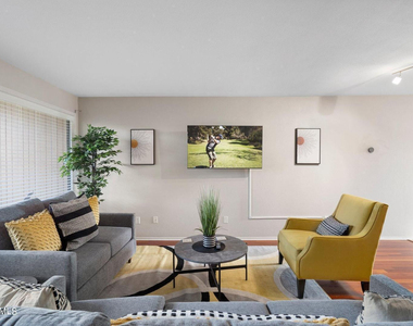 6501 N 17th Avenue - Photo Thumbnail 3
