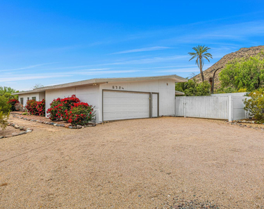 6724 N 58th Place - Photo Thumbnail 20