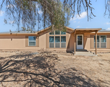 37408 N 20th Street - Photo Thumbnail 10