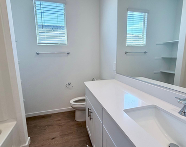 15988 W Desert Spoon Drive - Photo Thumbnail 25