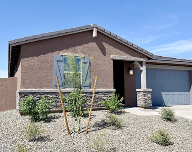 15988 W Desert Spoon Drive - Photo Thumbnail 2