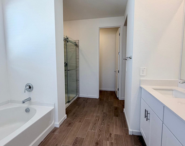 15988 W Desert Spoon Drive - Photo Thumbnail 20