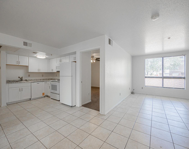 16033 N 25th Street - Photo Thumbnail 6