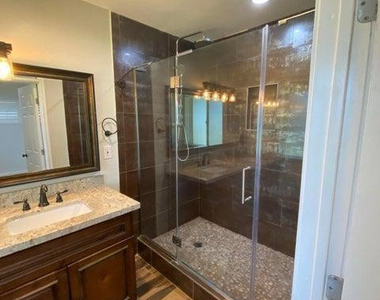 1011 W Northern Avenue - Photo Thumbnail 30