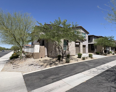 17744 W Cassia Way - Photo Thumbnail 2
