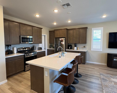 17744 W Cassia Way - Photo Thumbnail 19