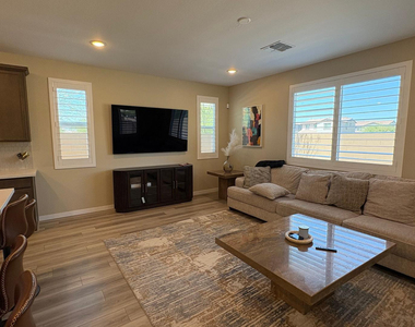 17744 W Cassia Way - Photo Thumbnail 21