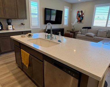17744 W Cassia Way - Photo Thumbnail 15