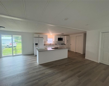 3923 Ward Road - Photo Thumbnail 9