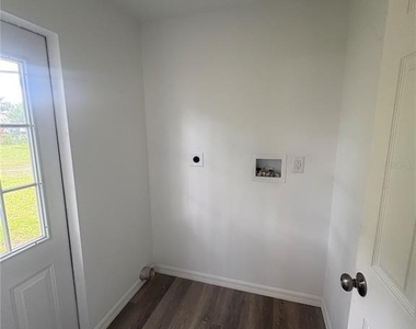 3923 Ward Road - Photo Thumbnail 13