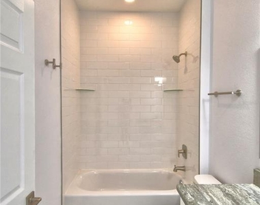 7951 Sarasota Drive - Photo Thumbnail 25