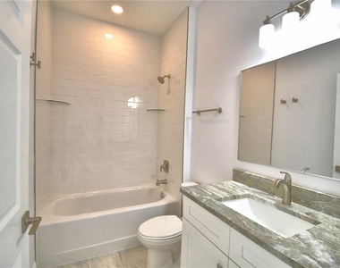 7951 Sarasota Drive - Photo Thumbnail 19