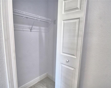 7951 Sarasota Drive - Photo Thumbnail 24