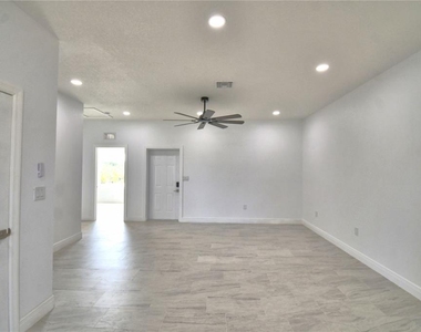 7951 Sarasota Drive - Photo Thumbnail 9