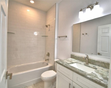 7951 Sarasota Drive - Photo Thumbnail 26