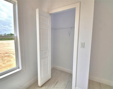 7951 Sarasota Drive - Photo Thumbnail 22