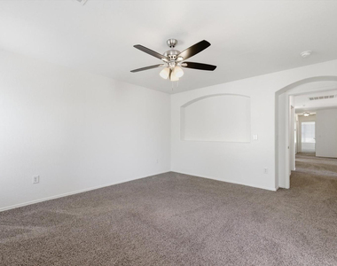 13448 W Berridge Lane - Photo Thumbnail 17