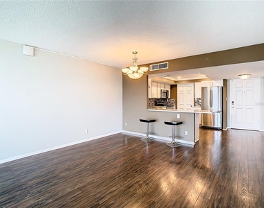7400 Sun Island Drive - Photo Thumbnail 19