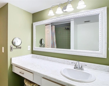 7400 Sun Island Drive - Photo Thumbnail 26