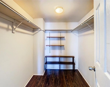 7400 Sun Island Drive - Photo Thumbnail 33