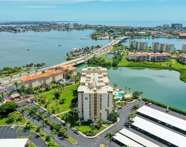 7400 Sun Island Drive - Photo Thumbnail 4
