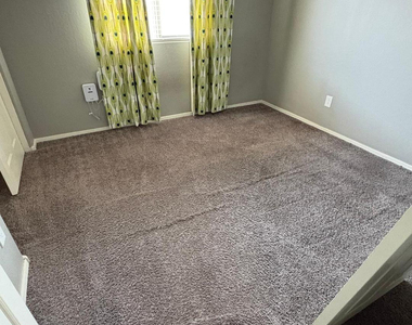 21248 W Palm Lane - Photo Thumbnail 8