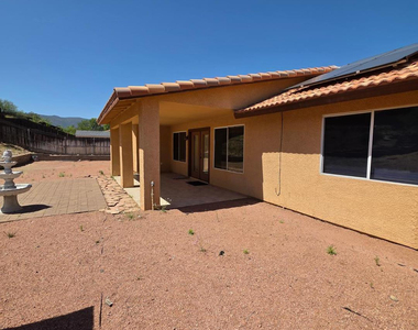 627 S Azure Drive - Photo Thumbnail 14