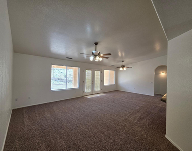 627 S Azure Drive - Photo Thumbnail 1