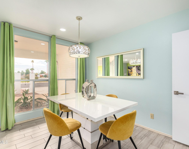 4428 W Laurie Lane - Photo Thumbnail 5