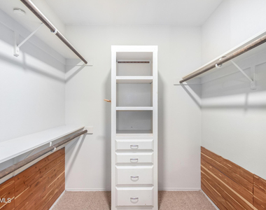 4428 W Laurie Lane - Photo Thumbnail 16