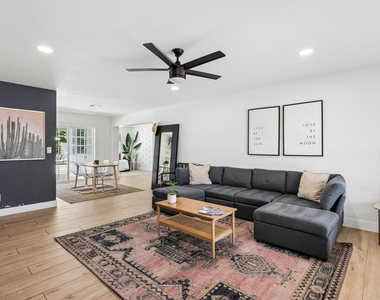 7616 E 3rd Street - Photo Thumbnail 3