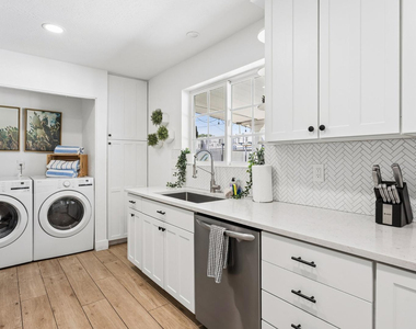 7616 E 3rd Street - Photo Thumbnail 8
