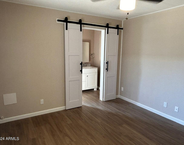 9022 E Citrus Lane S - Photo Thumbnail 21