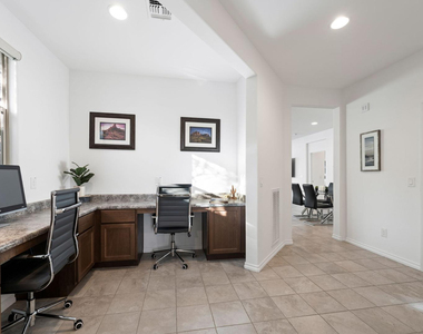 678 E Cobble Stone - Photo Thumbnail 62