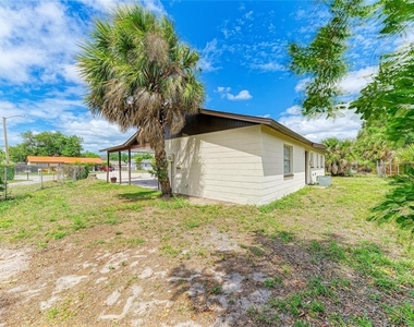 3012 Clay Circle - Photo Thumbnail 13